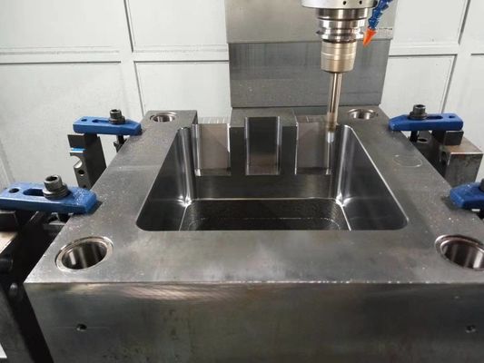 DC53 Standard Mould Base CNC Machines Injection Mold Tooling Free Cutting Steel
